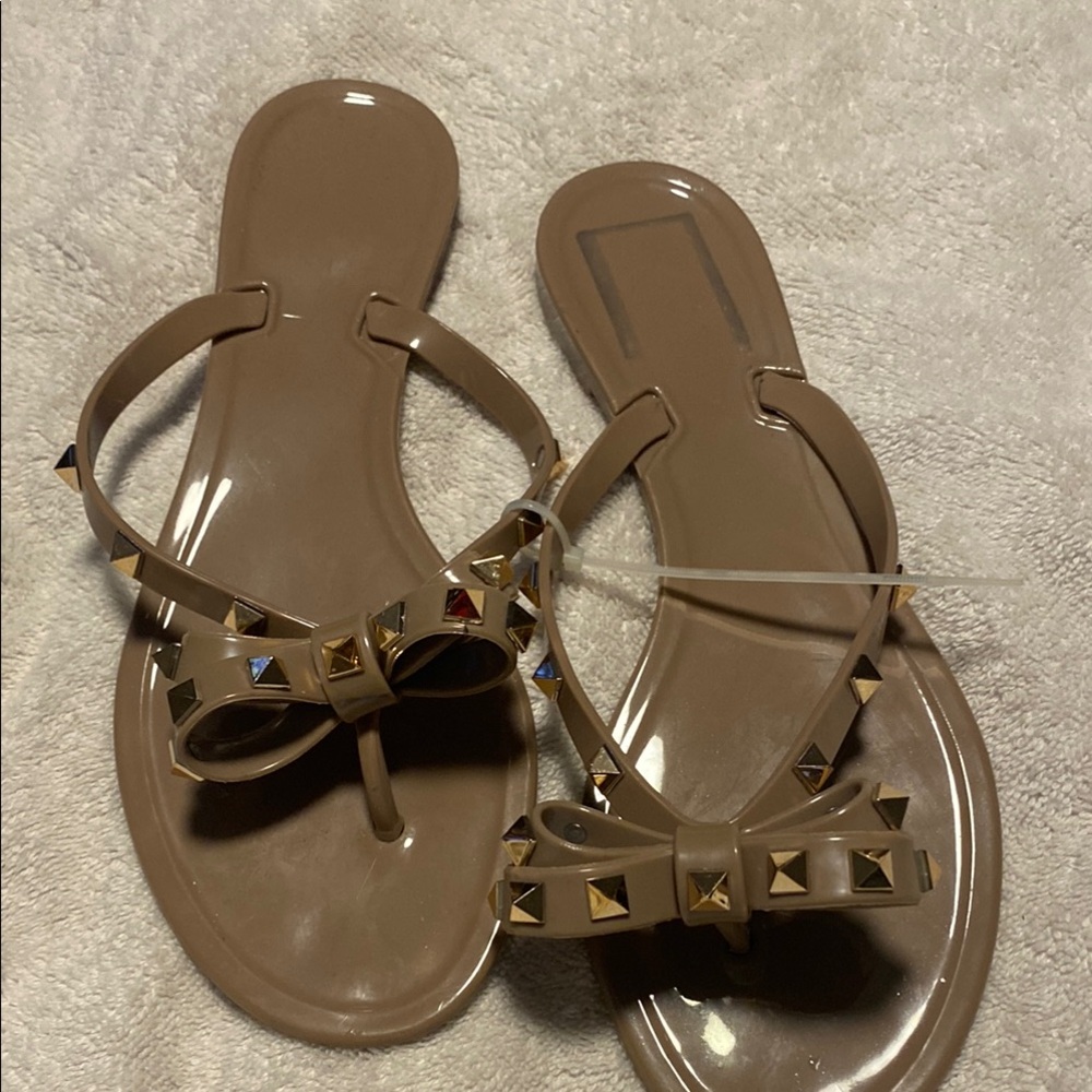 Studded Bow Tan Sandals